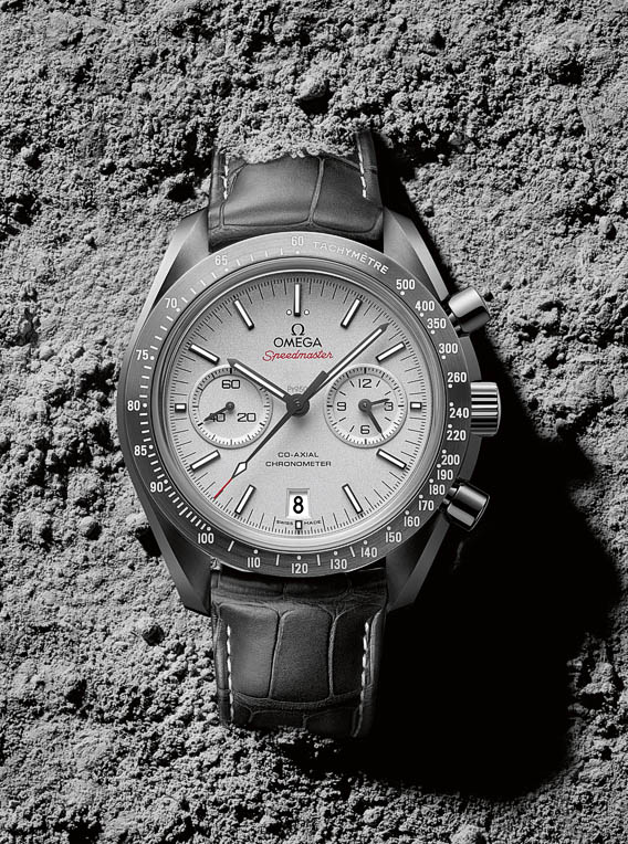 Omega Speedmaster Grey Side of the Moon on grey dust